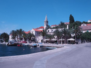 Splitska cottages